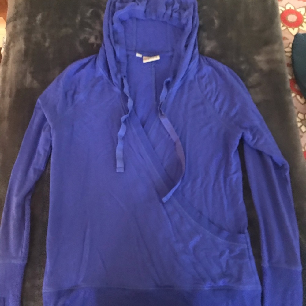 Athleta wrap top